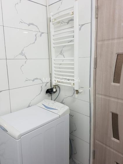 Proprietar Inchiriez apartament 2 camere zona Victoria (EMAG)
