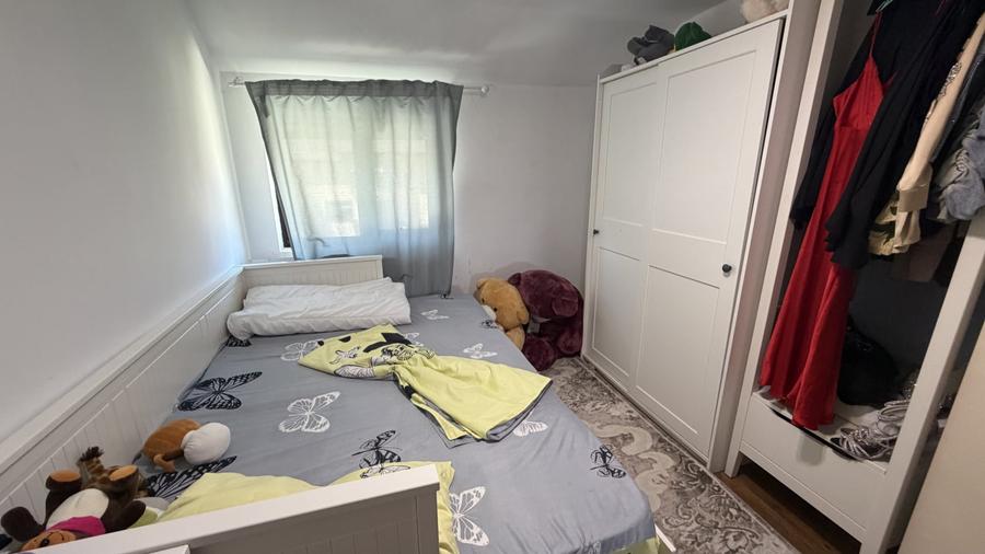Casă individuală cu 5 camere cu Garaj în Ciorogârla