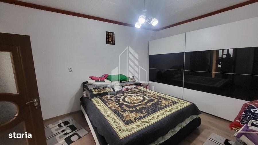 Casa individuala cu 6 camere,2 bai,teren de 1017 mp Pischia Central - 12