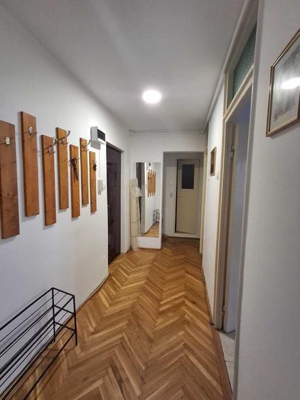 Apartament cu 2 camere decomandat în Ștrand