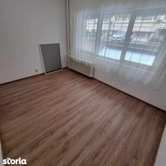 Apartament cu 2 camere în Romană