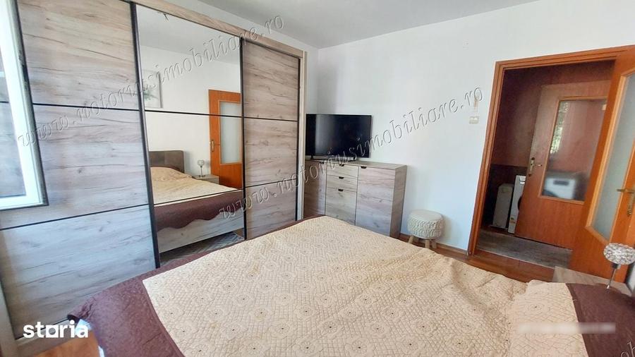 Apartament cu 2 camere semidecomandat în Micro 4