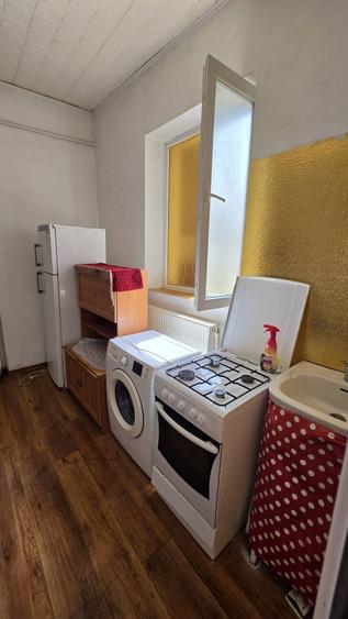 Casă cu 3 camere cu Teren 65 Mp în Central
