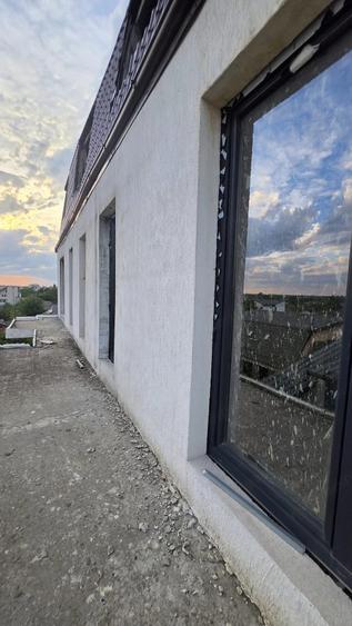 Apartament cu 6 camere în Chitila