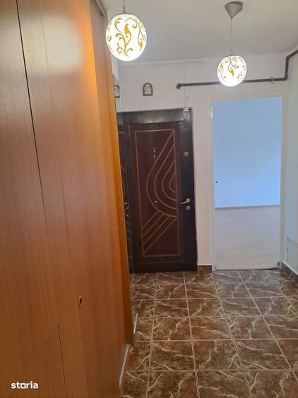 Apartament cu 2 camere decomandat în Sud
