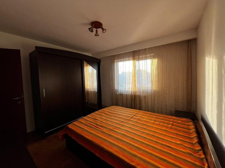 Apartament cu 2 camere decomandat, mobilat în Sinaia