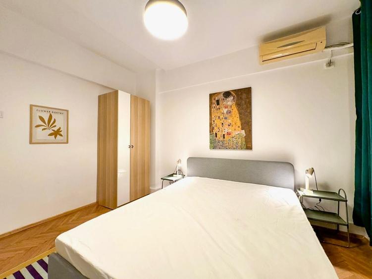 Apartament cu 5 camere decomandat, mobilat în Universitate
