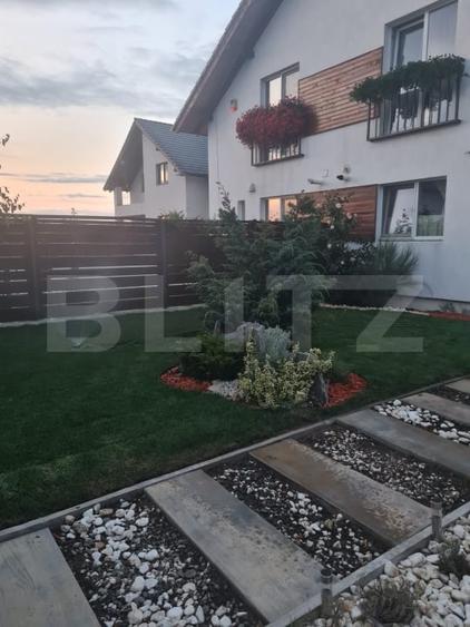 Duplex cu 3 camere cu Teren 250 Mp în Sângeorgiu de Mureș