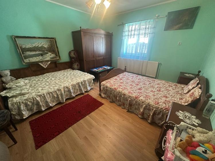Casă individuală cu 4 camere cu Canalizare în Bucerdea Grânoasă