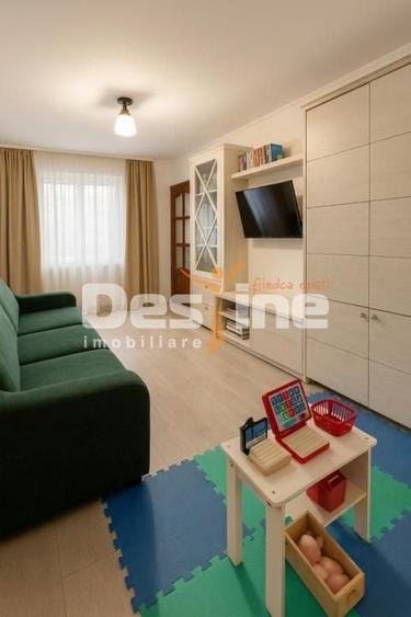 Casă individuală cu 5 camere cu Canalizare în Palas