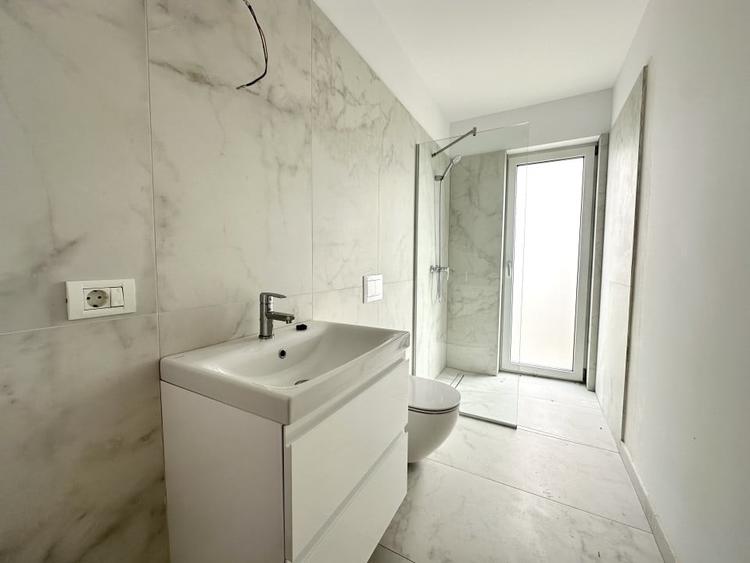 Duplex cu 4 camere cu Canalizare în Giarmata-Vii