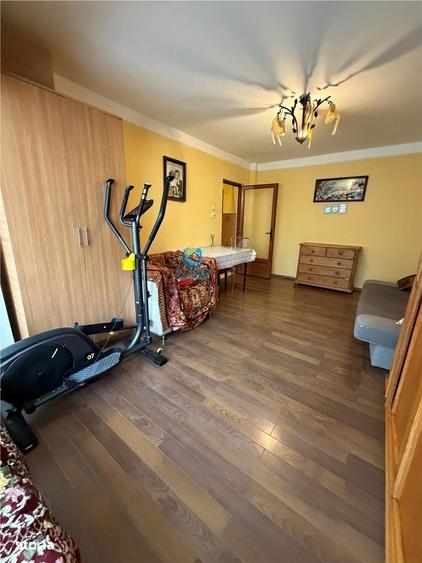 Apartament cu 2 camere decomandat în Răcădău