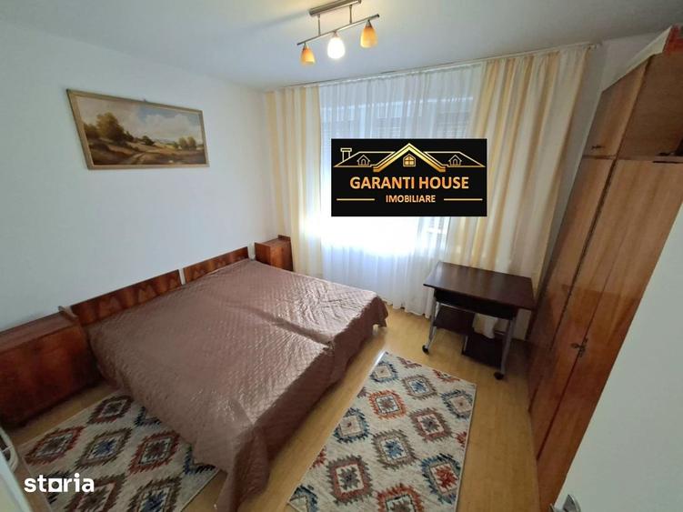Apartament cu 3 camere semidecomandat în Republicii