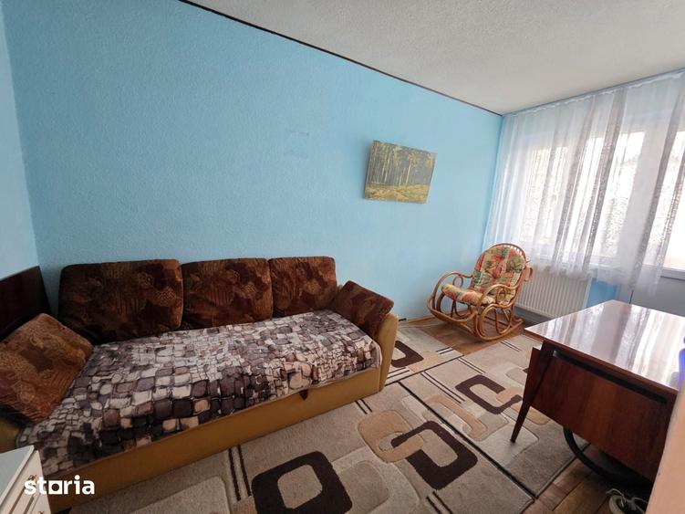 3 camere, etaj intermediar, zona Bogdan Drago?, 2 balcoane - 1