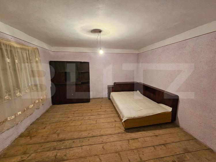 Casă individuală cu 7 camere cu Teren 1855 Mp în Tomuțești
