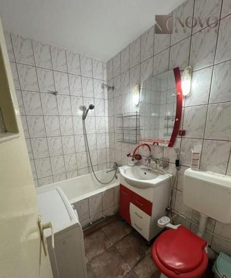 Apartament cu 2 camere semidecomandat, mobilat în Ștefan cel Mare
