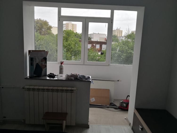 Apartament cu 2 camere semidecomandat în Malu Roșu