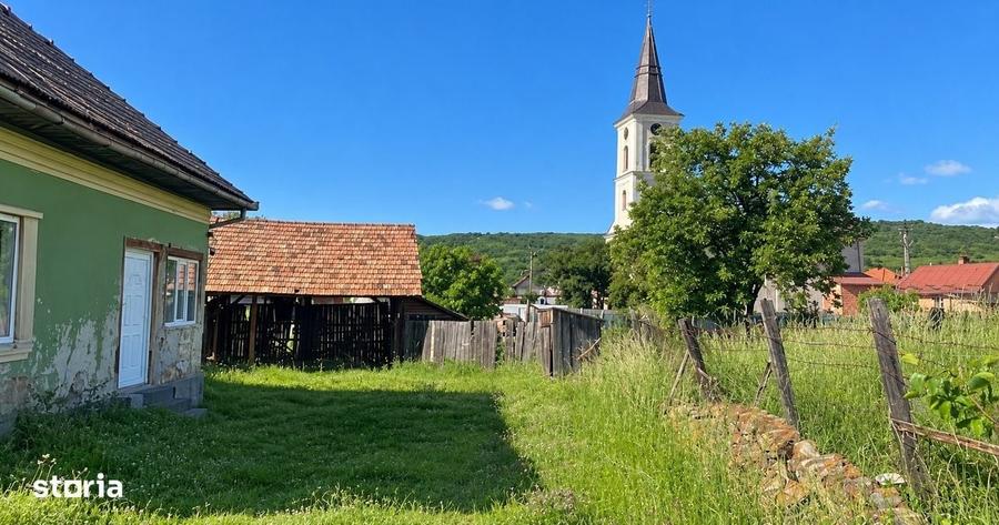 Casă cu 2 camere în Budacu de Sus