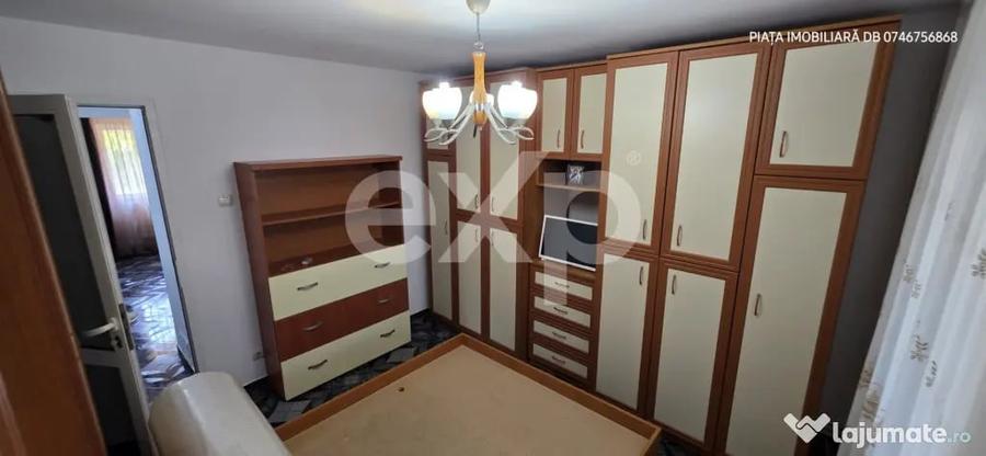 Super-Oportunitate! Apartament Spa?ios 3 Camere Decomandat( - 9