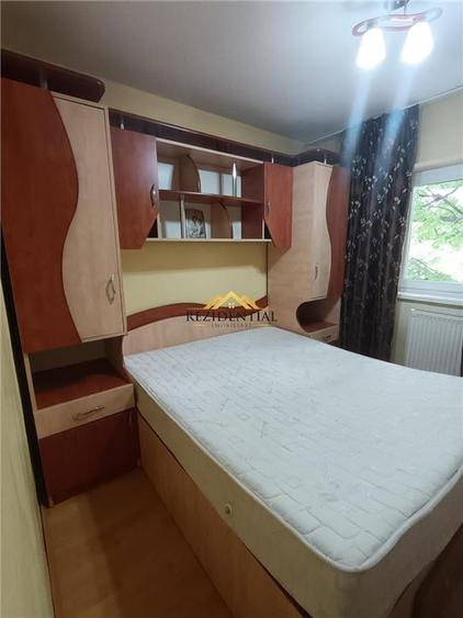 Apartament cu 2 camere decomandat, mobilat în Central