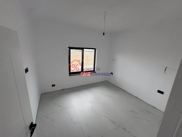 Casă cu 4 camere cu Teren 400 Mp în Vorovești