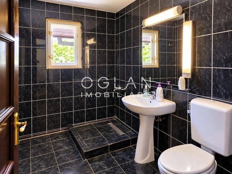 Casă individuală cu 4 camere cu Canalizare în Bobâlna