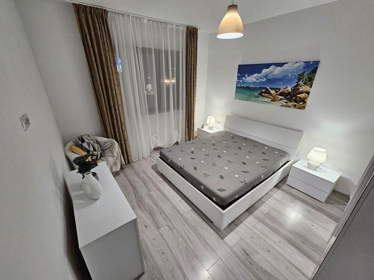 Apartament cu 3 camere decomandat în UTA