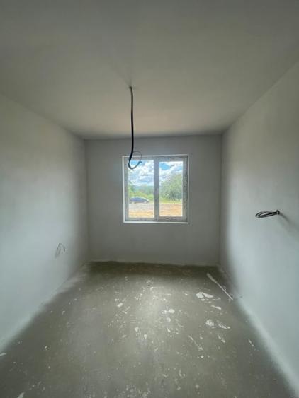Casă individuală cu 5 camere cu Canalizare în Satu Nou de Jos