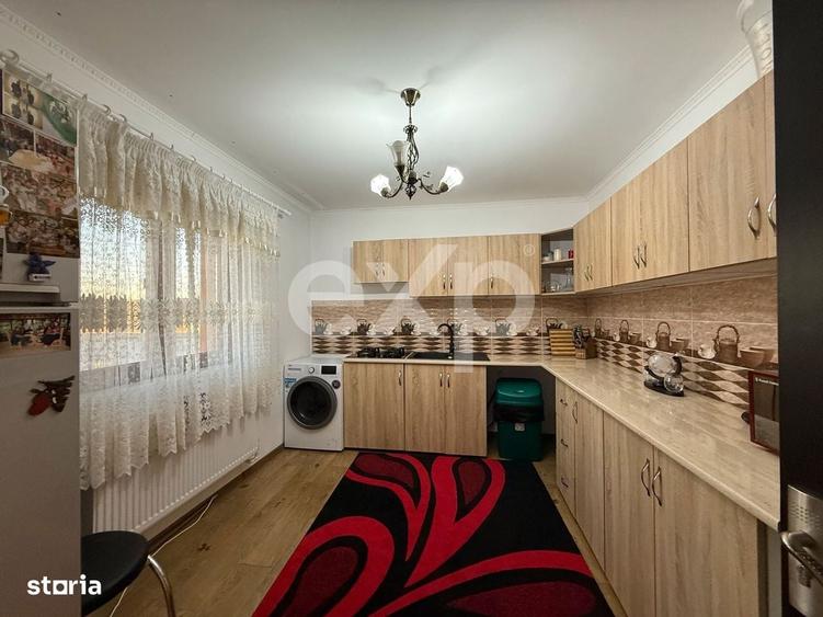 Casă cu 4 camere cu Teren 1019 Mp în Central