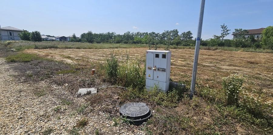 Teren Construcții intravilan de 600 mp, în Gulia