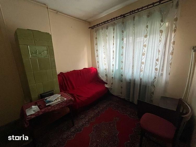 Casă cu 4 camere cu Teren 120 Mp în Central