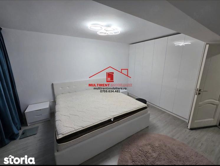 Garsonieră decomandată, mobilată în Pelican
