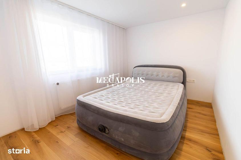 Casă cu 4 camere cu Teren 300 Mp în Central