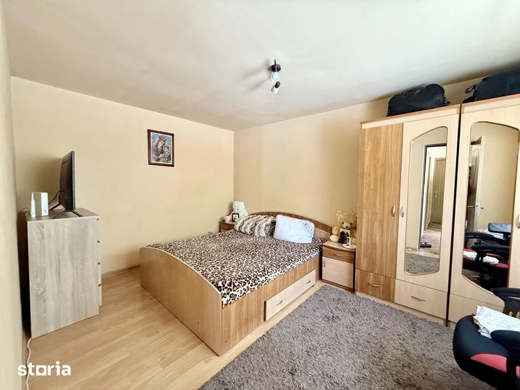 Casă cu 3 camere cu Teren 300 Mp în Chercea