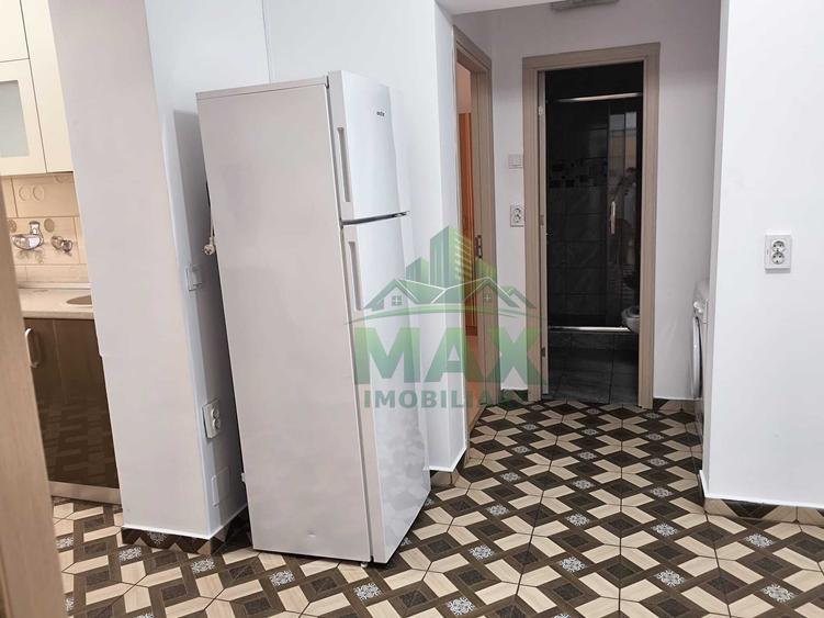 Apartament cu 2 camere decomandat în Malu Roșu