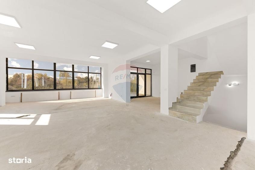Spațiu comercial, de 410 mp, în Crevedia