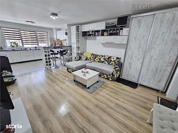 Apartament cu 2 camere, mobilat în Noua