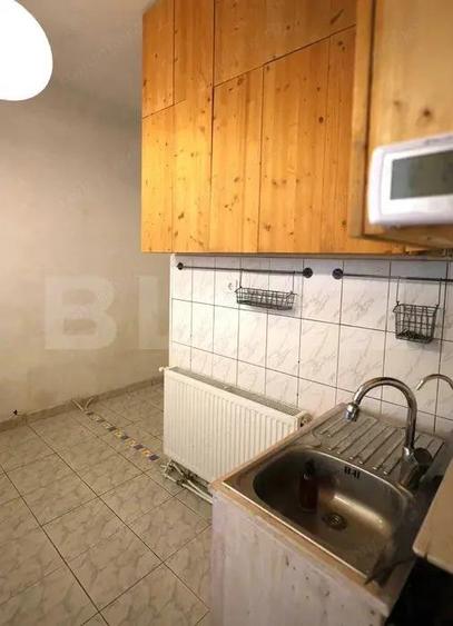 Garsonieră decomandată în Central