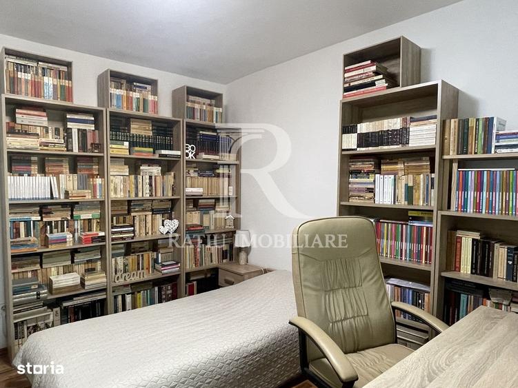 Apartament cu 3 camere decomandat în Dacia