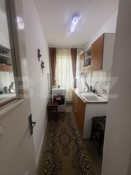 Apartament cu 2 camere semidecomandat, mobilat în Micro 11