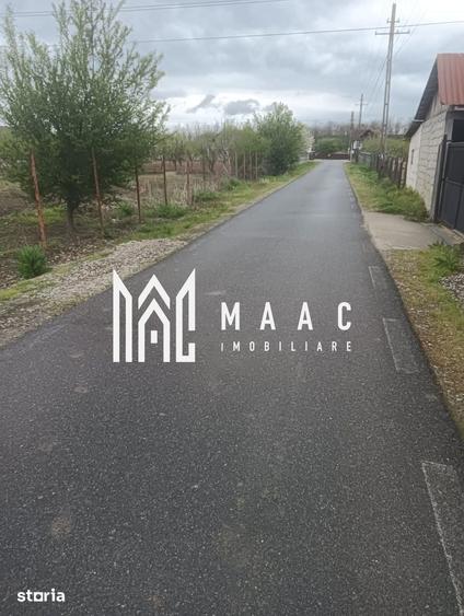 Teren de 2400 mp, în Mihăești