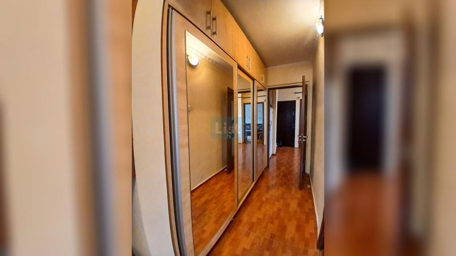 Apartament cu 3 camere decomandat în Lăpuș