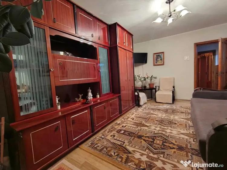 Apartament cu 2 camere decomandat în Burdujeni
