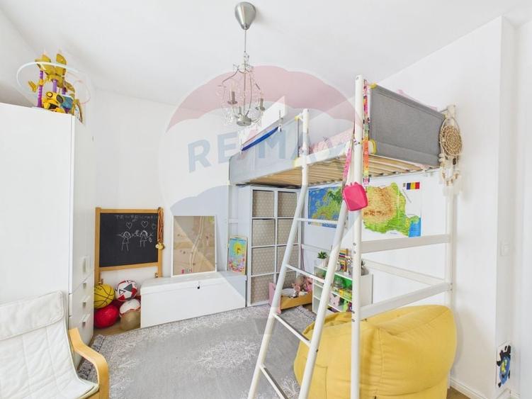 Apartament cu 3 camere decomandat, mobilat în Unirii