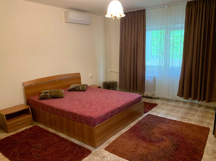 Garsonieră decomandată, mobilată în Muncii