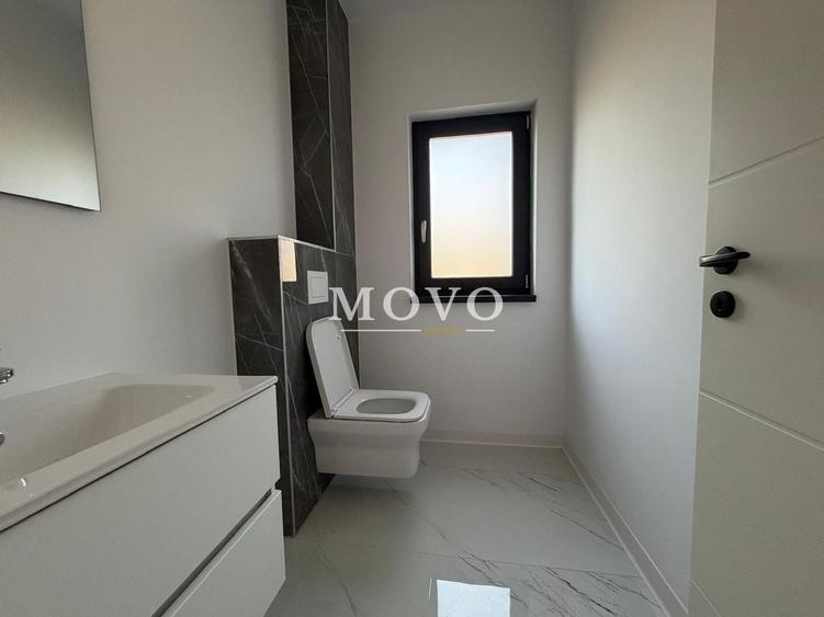 Duplex cu 5 camere cu Canalizare în Becicherecu Mic
