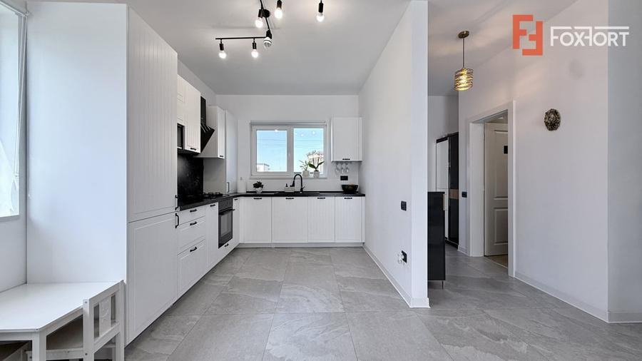 Duplex cu 4 camere cu Teren 271 Mp în Urseni