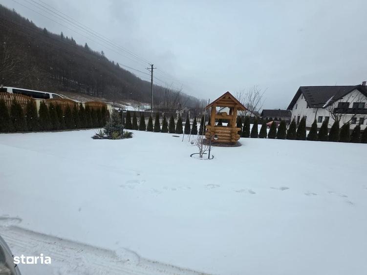 Casă cu 5 camere cu Teren 1800 Mp în Brusturi