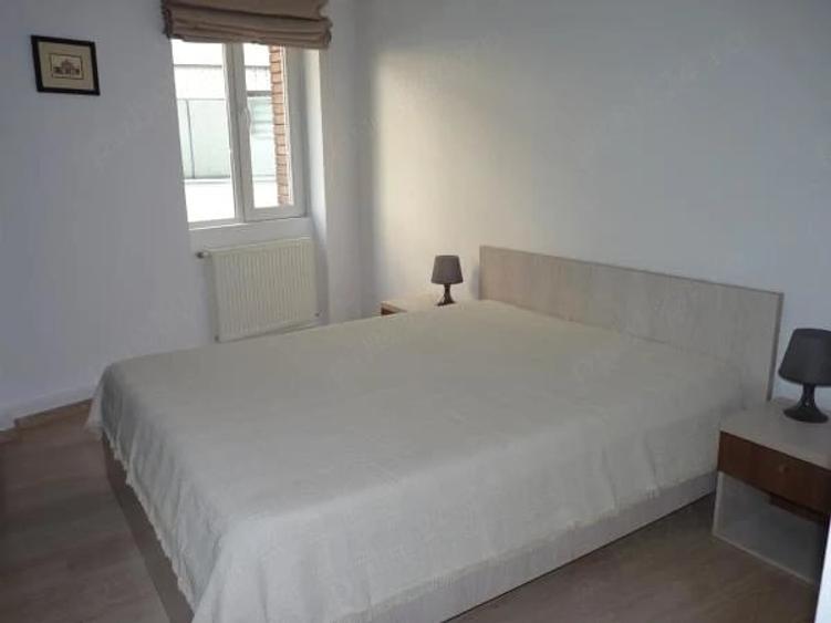 Apartament cu 2 camere semidecomandat în Sala Palatului
