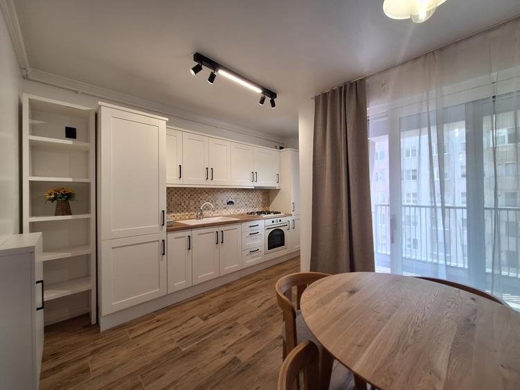 Apartament cu 2 camere semidecomandat, mobilat în Florești — fotografia 3